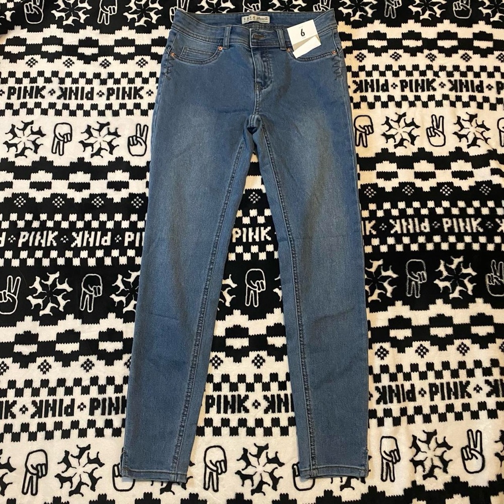 lowrise skinny jeans